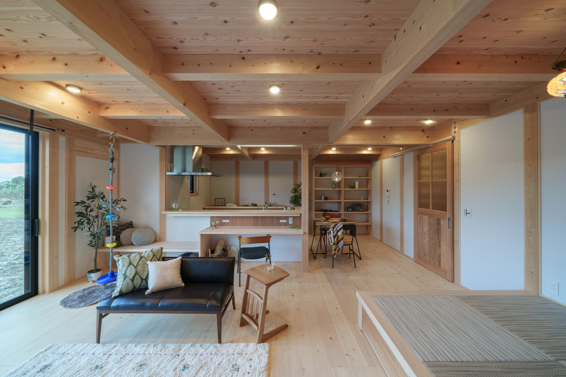 自然素材をふんだんに使ったLDK