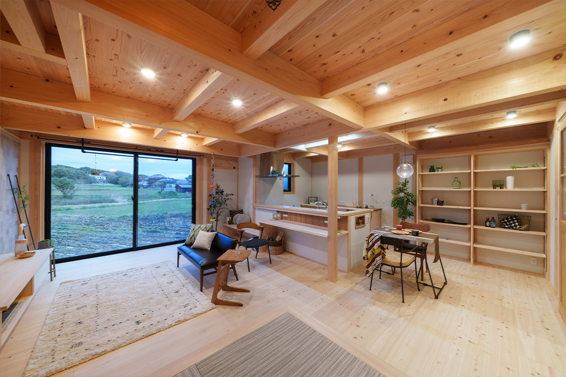 大量の靴を収納できるシューズクローク