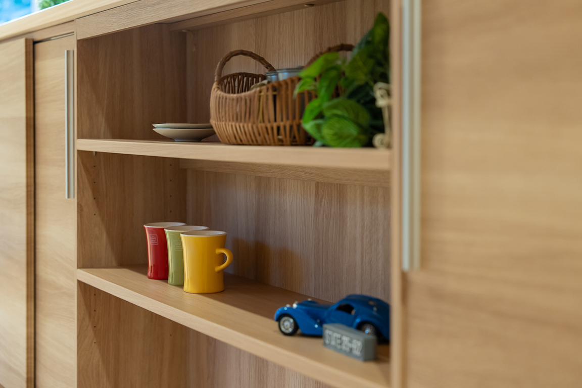 大量の靴を収納できるシューズクローク