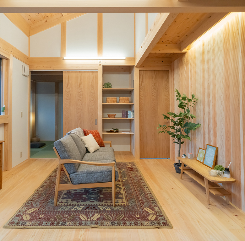 贅沢な総桧のリビング